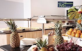 Sandos Benidorm Suites (Adults Only)